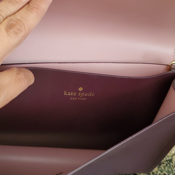 Small Kate Spade purse - Picture 3 of 3
